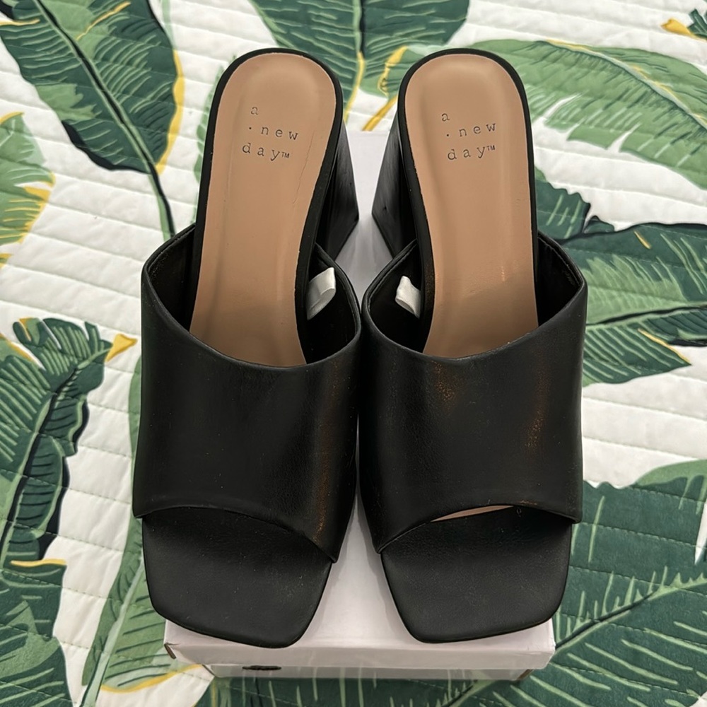 A New Day black heel sandals, size 8
